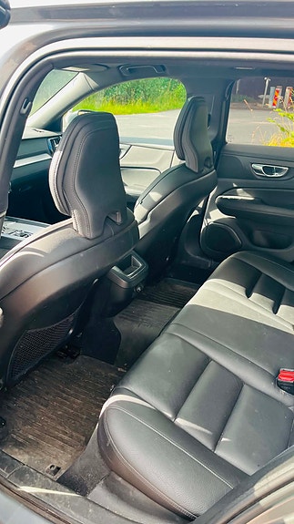 Volvo V60 10 of 11
