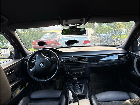 BMW 320d 6 of 6