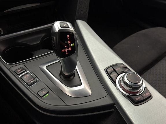 BMW 330d 25 of 30