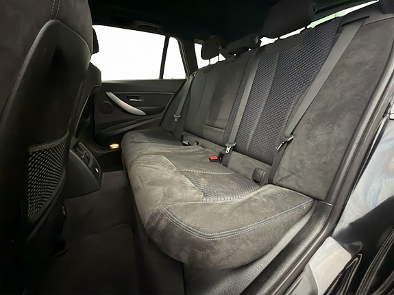 BMW 330d 17 of 30