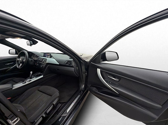 BMW 330d 16 of 30