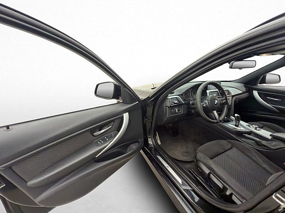 BMW 330d 11 of 30