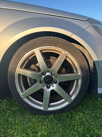 Mercedes-Benz C220 8 of 12