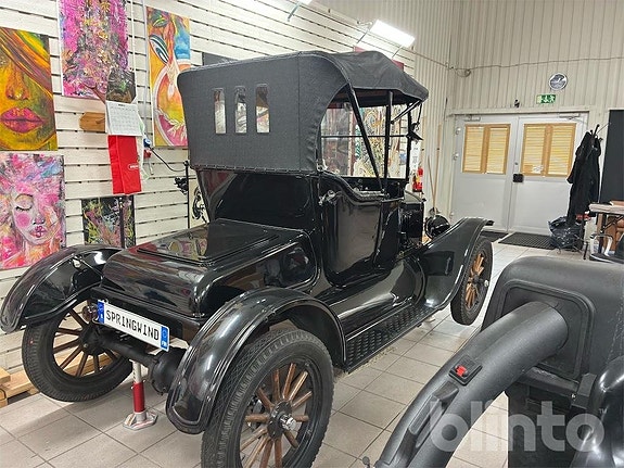 Ford Runabout 5 of 20