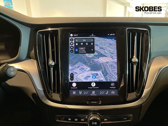 Volvo V60 Cross Country 14 of 19