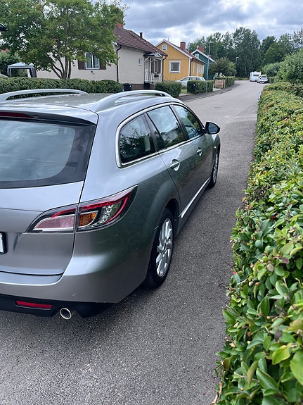 Mazda 6 4 of 8