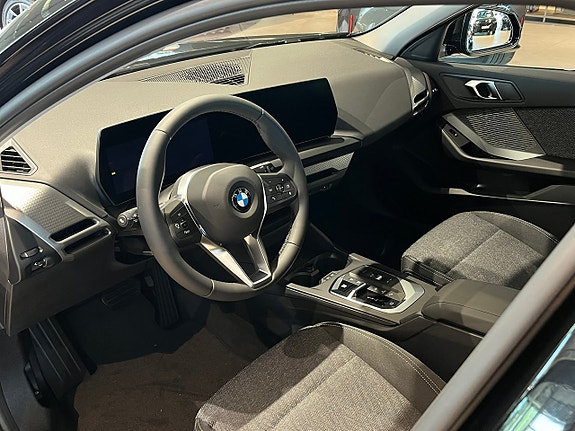 BMW 120 8 of 15
