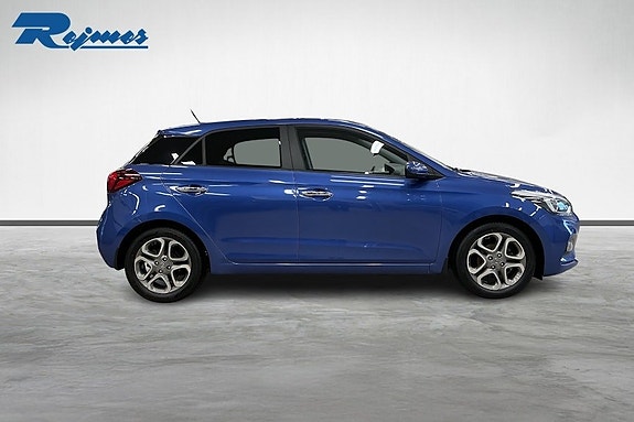 Hyundai i20 15 of 17
