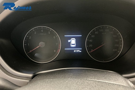 Hyundai i20 9 of 17