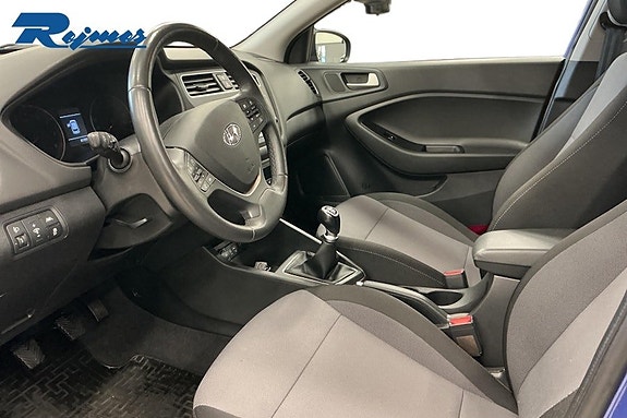Hyundai i20 6 of 17