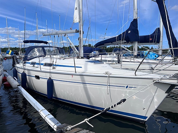 Bavaria 37 2 of 5
