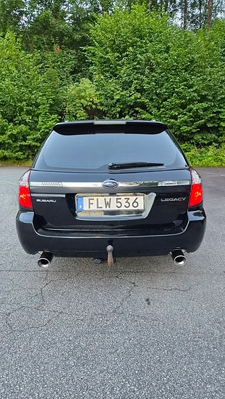 Subaru Legacy 6 of 25
