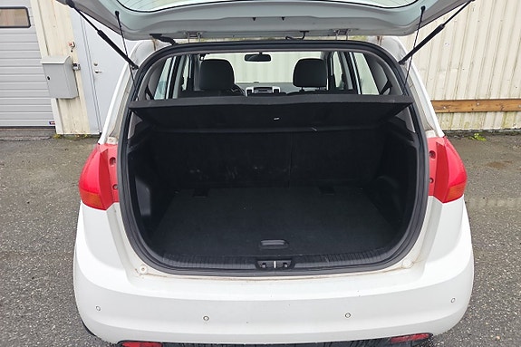 Kia Venga 7 of 15