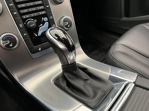 Volvo V60 23 of 30