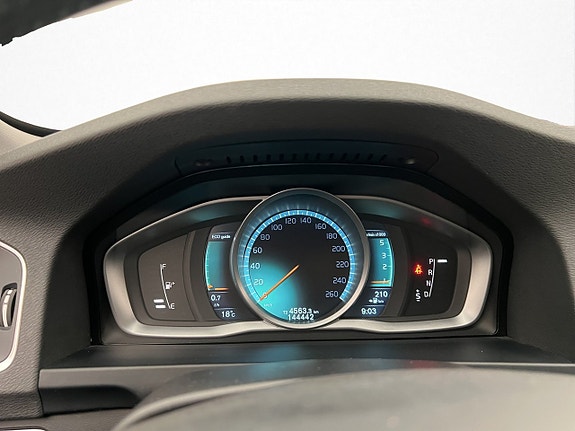 Volvo V60 17 of 30