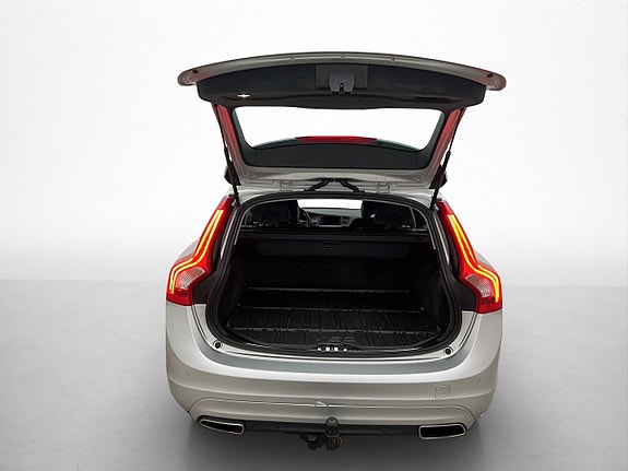 Volvo V60 10 of 30