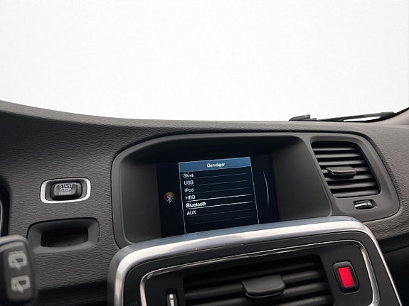 Volvo V60 20 of 30
