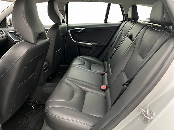 Volvo V60 25 of 30