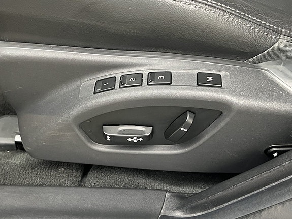 Volvo V60 12 of 30