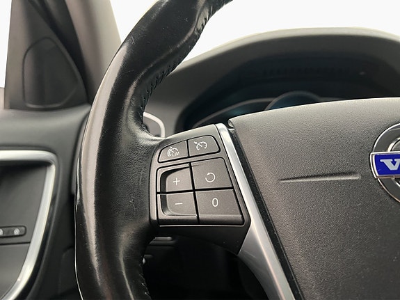 Volvo V60 16 of 30