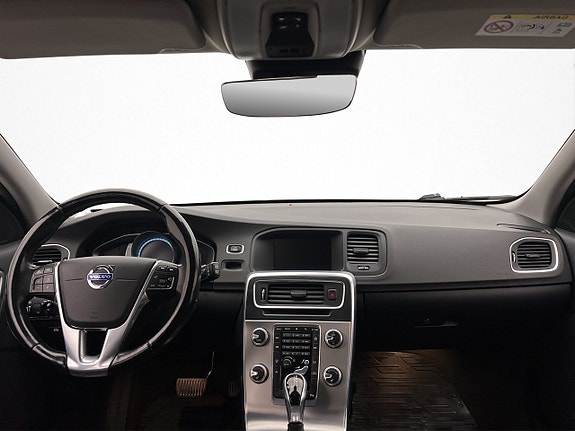 Volvo V60 14 of 30