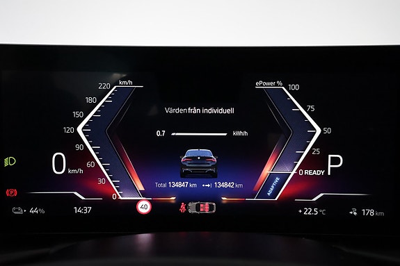 BMW i4 16 of 27