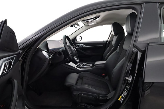 BMW i4 10 of 27