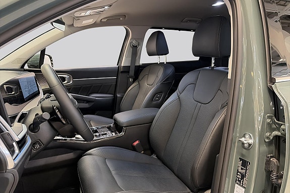 Kia Sorento 8 of 20