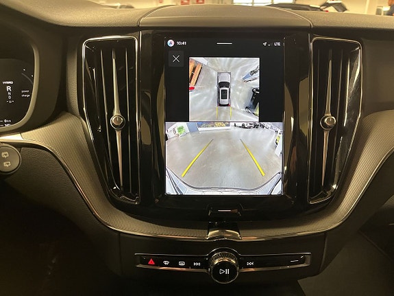 Volvo XC60 12 of 14