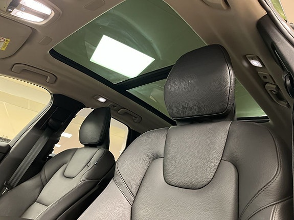 Volvo XC60 14 of 14