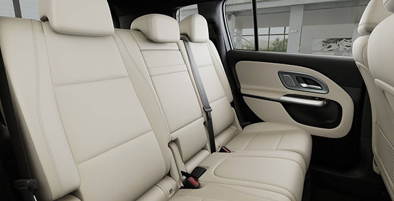 Mercedes-Benz GLB250+ 6 of 7