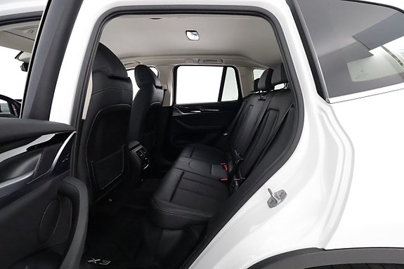 BMW X3 12 of 26