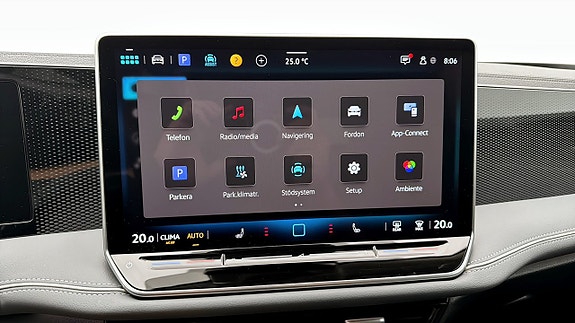 Volkswagen Passat 15 of 19