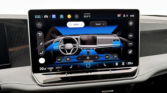 Volkswagen Passat 16 of 19