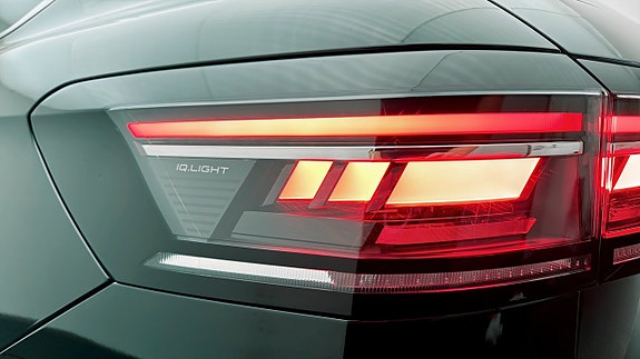 Volkswagen Passat 19 of 19