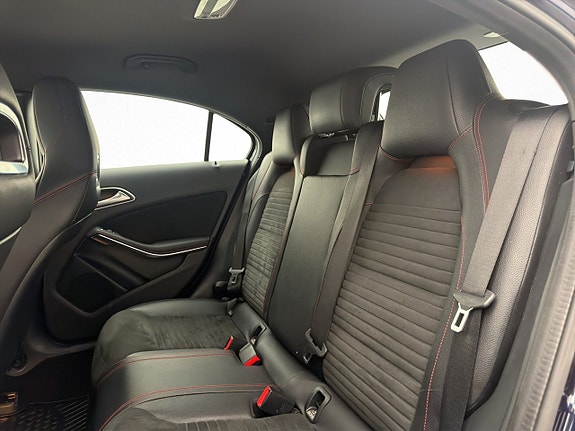 Mercedes-Benz A180 d 17 of 26