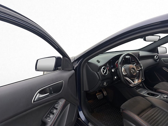 Mercedes-Benz A180 d 12 of 26