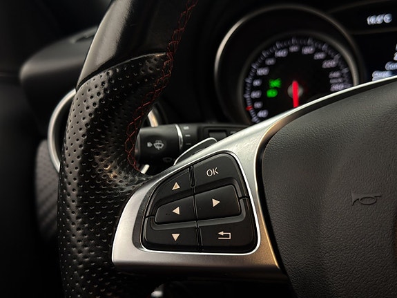 Mercedes-Benz A180 d 21 of 26