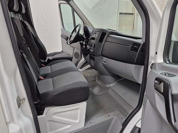 Volkswagen Crafter 11 of 11