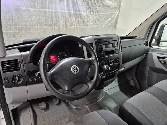 Volkswagen Crafter 7 of 11