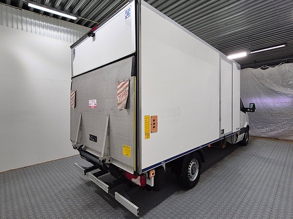 Volkswagen Crafter 4 of 11
