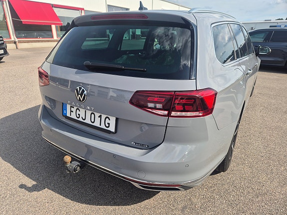 Volkswagen Passat 3 of 4