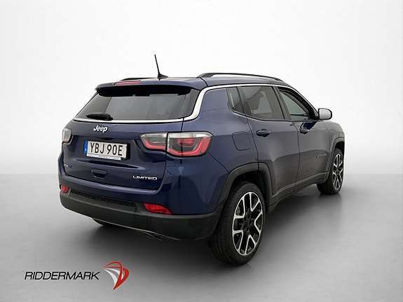 Jeep Compass 8 of 30