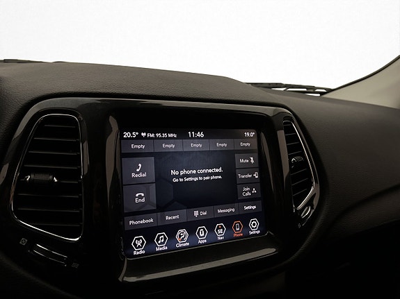 Jeep Compass 22 of 30