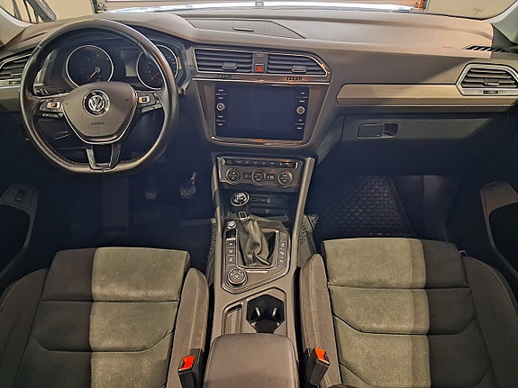 Volkswagen Tiguan Allspace 4 of 6