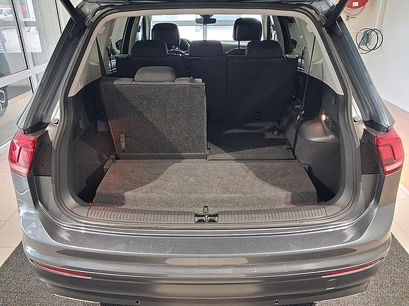 Volkswagen Tiguan Allspace 6 of 6