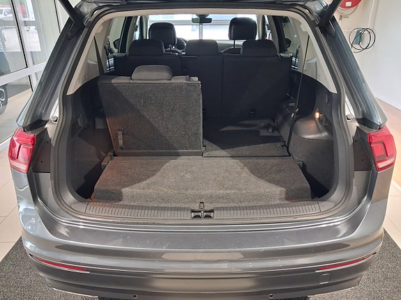 Volkswagen Tiguan Allspace 6 of 6