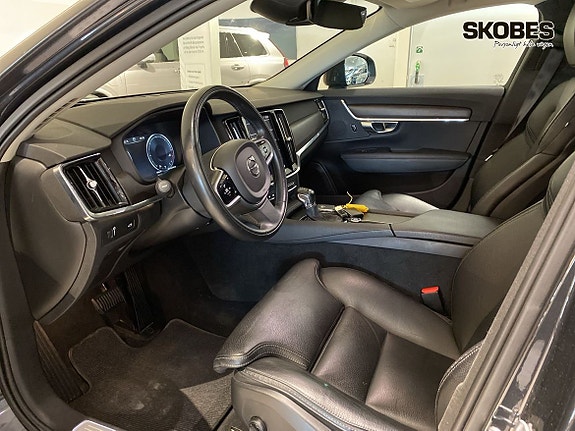 Volvo V90 Cross Country 7 of 20