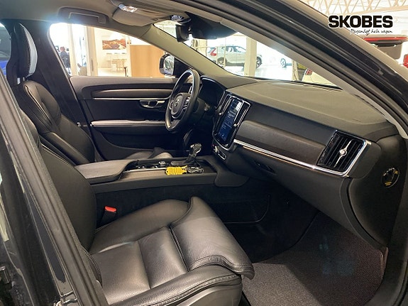 Volvo V90 Cross Country 10 of 20