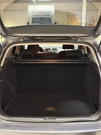 Volkswagen Golf VI 8 of 8